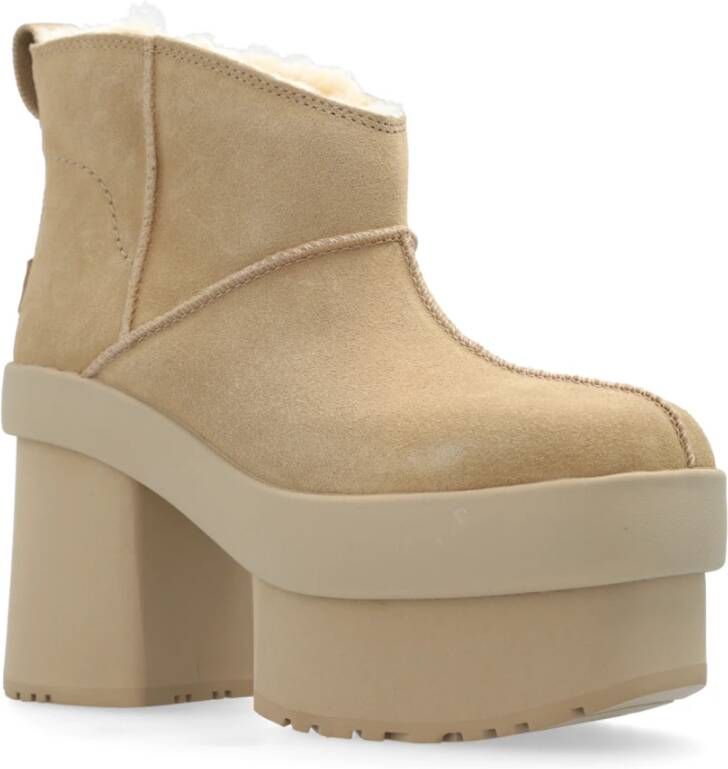 Ugg Gehakte enkellaarzen New Heights Platform Beige Dames