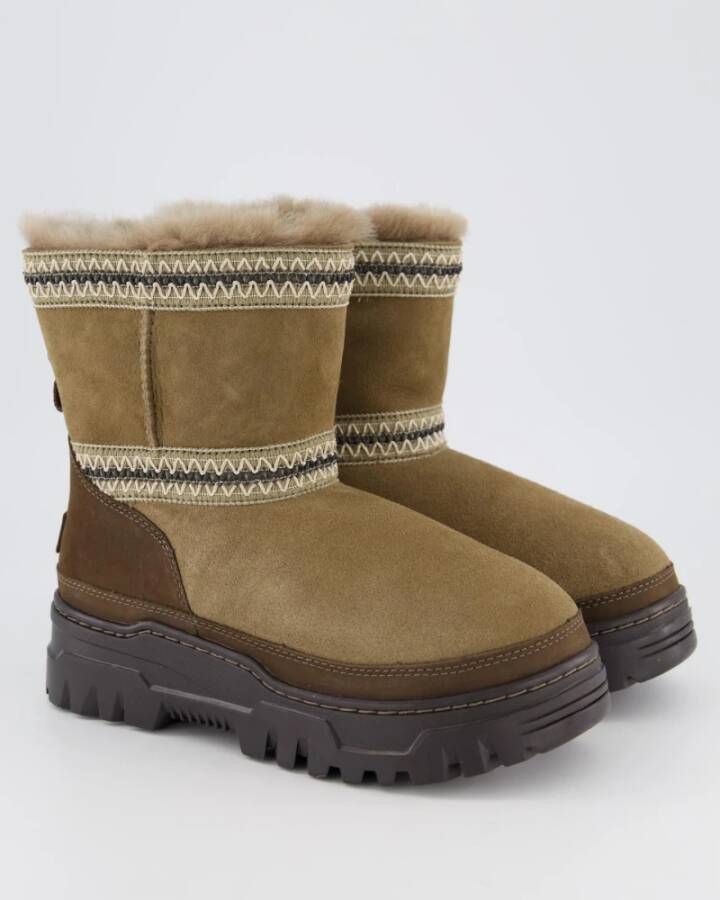 Ugg Klassieke korte weerhybride laarzen Brown Dames