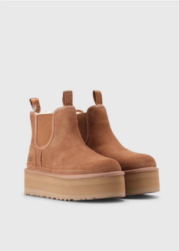 Ugg Platform Chelsea Boot in Chestnut Beige Dames