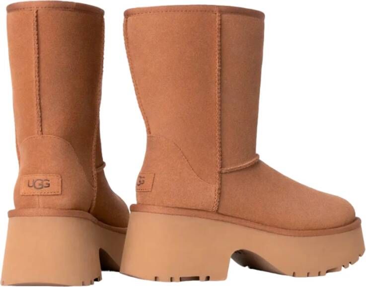 Ugg Platform Enkellaarzen met Ronde Neus Brown Dames