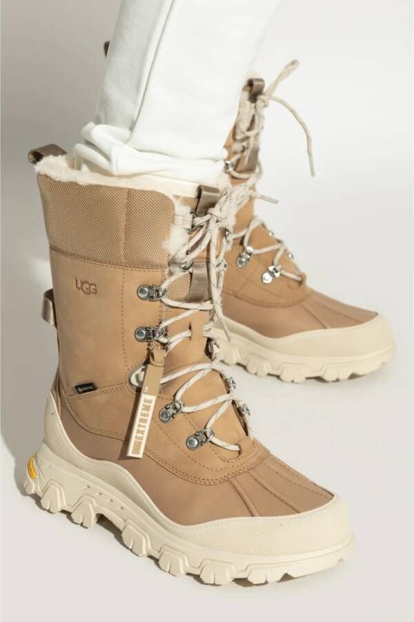 Ugg Sneeuwlaarzen 'Adirondack Meridan' Beige Dames