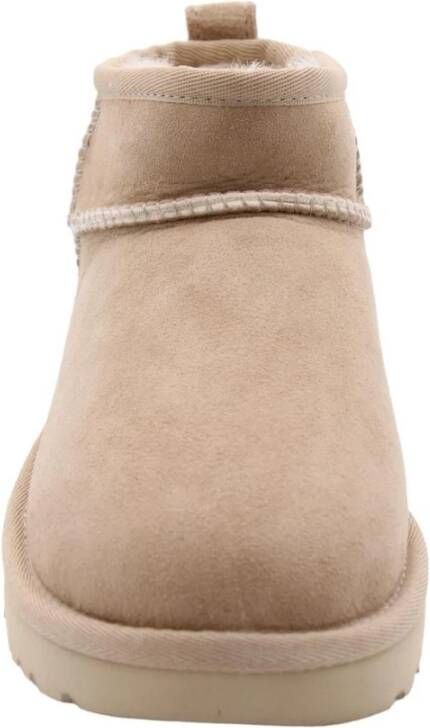 Ugg Stijlvolle Boot met Pacco Details Beige Dames