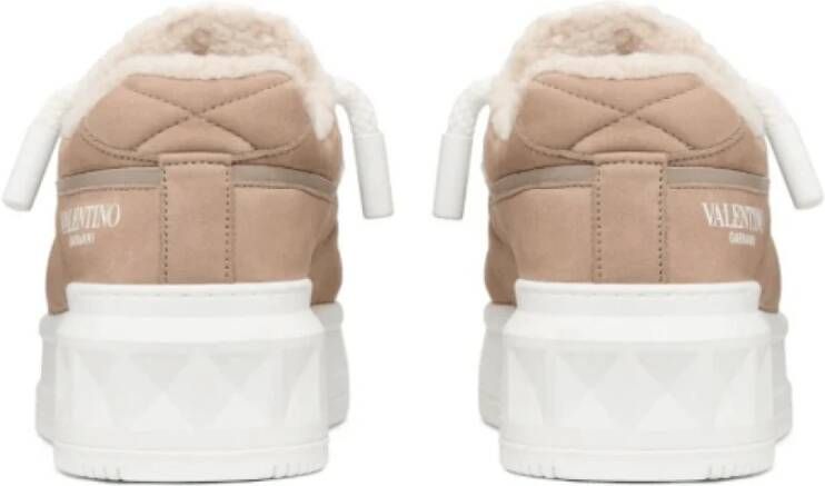 Valentino Beige Suède Logo Print Sneakers Beige Dames