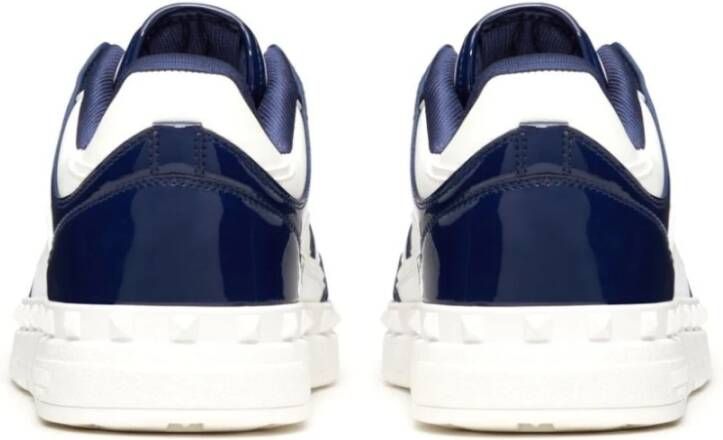 Valentino Garavani Blauwe Sneakers met Rockstud Versiering Blue Heren