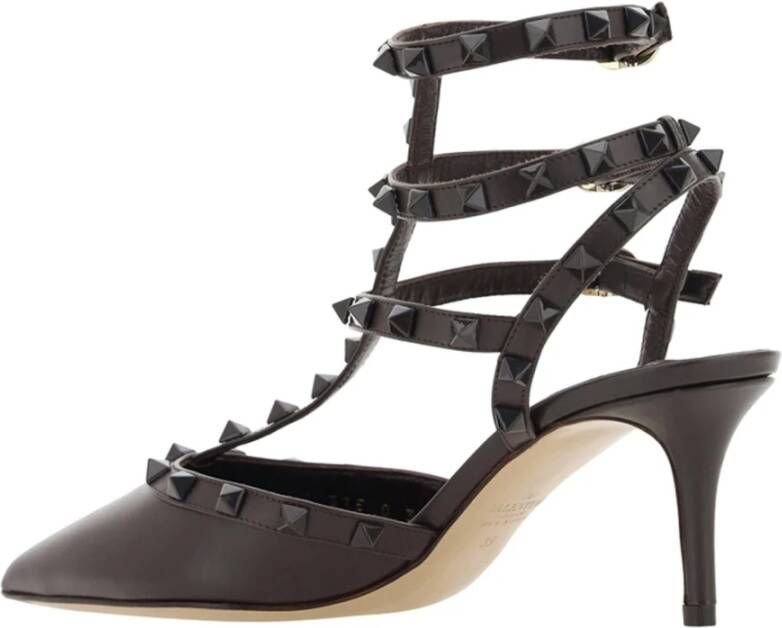 Valentino Garavani Bruine Leren Pumps met Puntige Neus Brown Dames