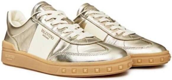 Valentino Garavani Casual Sneakers voor Dagelijkse Stijl Yellow Dames