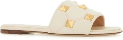 Valentino Garavani Comfortabele Pantoffels voor Thuis Beige Dames