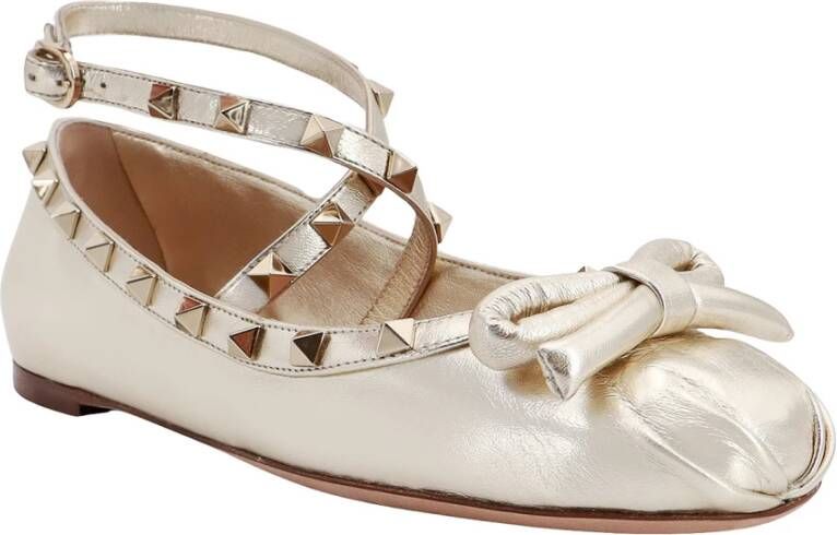 Valentino Garavani Gouden Ballerina Schoenen met Verstelbare Band Yellow Dames