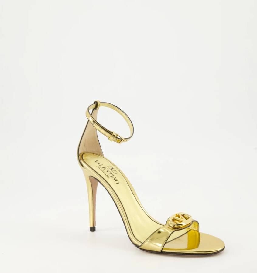 Valentino Garavani Gouden Metallic Hak Sandalen Yellow Dames