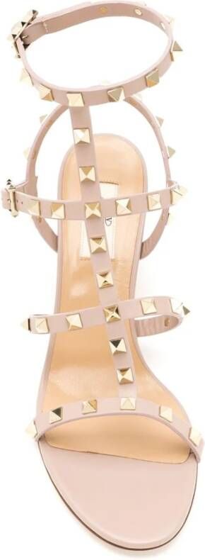 Valentino Garavani Gouden Rockstud Sandalen met Blokhak Pink Dames