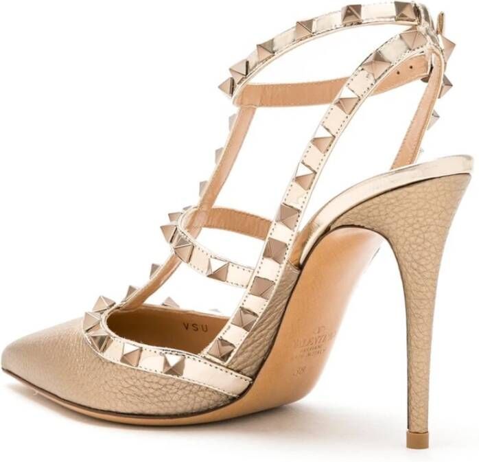 Valentino Garavani Goudkleurige Rockstud Platte Schoenen Beige Dames