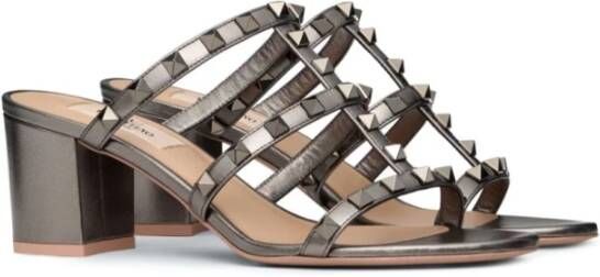 Valentino Garavani Grijze Caged Sandalen met Rockstud Details Gray Dames