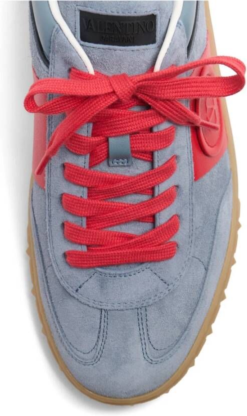 Valentino Garavani Grijze Upvillage Sneakers met Vlogo Detail Gray Heren