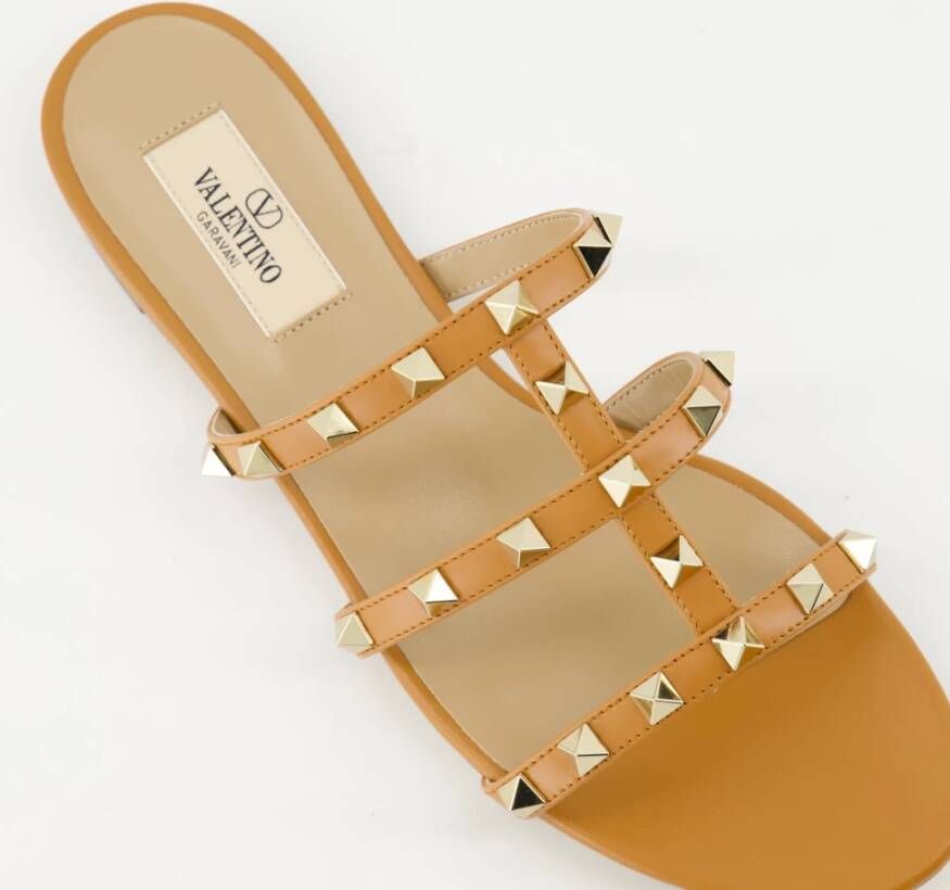 Valentino Garavani Kameel Leren Rockstud Sandalen Brown Dames