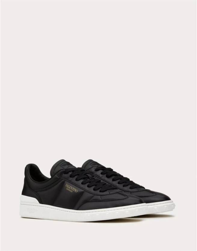 Valentino Garavani Lage Leren Sneaker Upvillage Black Heren