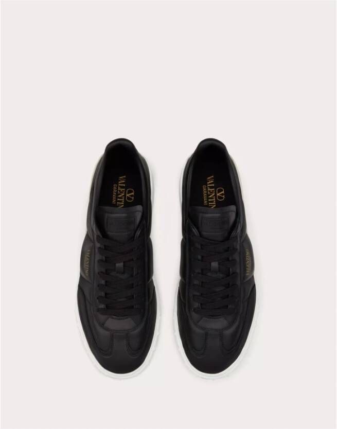 Valentino Garavani Lage Leren Sneaker Upvillage Black Heren