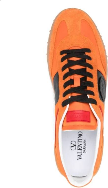 Valentino Garavani Oranje VLogo Sneakers met Rockstud-details Orange Heren