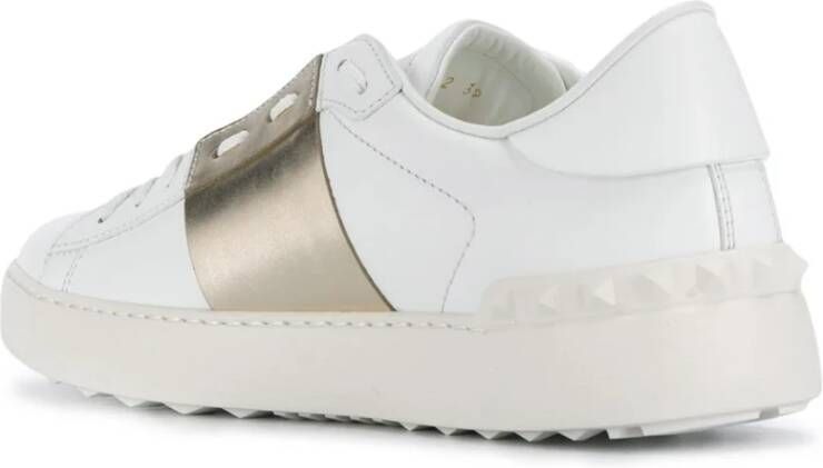 Valentino Garavani Witte leren sneakers met rubberen zool White Dames