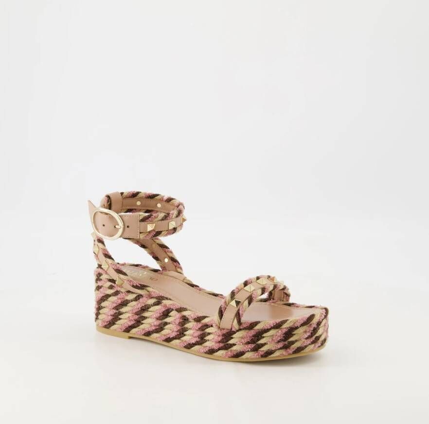 Valentino Garavani Raffia Sleehak Sandalen Rockstud Collectie Pink Dames