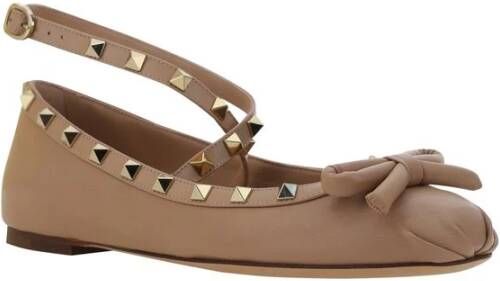 Valentino Garavani Rockstud ballerina met enkelband Pink Dames