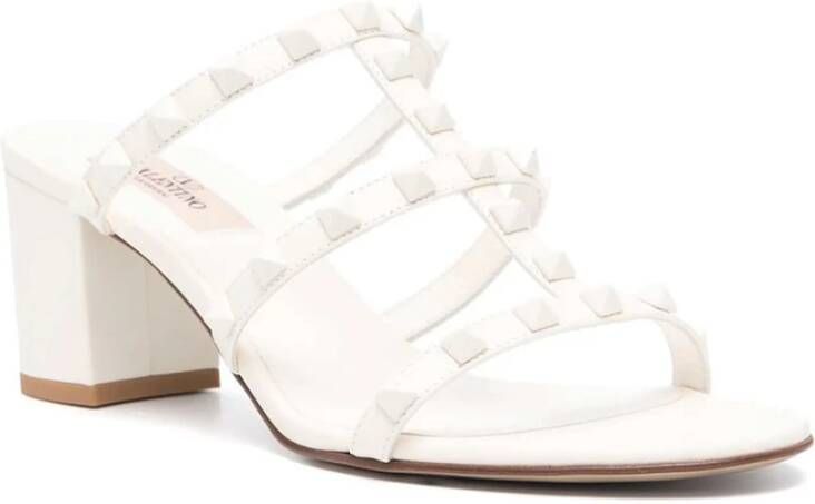 Valentino Garavani Slides Sandalen Zwart met Studs White Dames