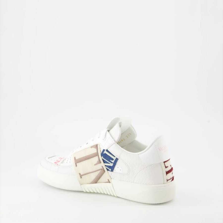 Valentino Garavani Sneakers van textuurleer met logolinten White Dames