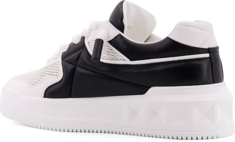 Valentino Garavani Stijlvolle leren sneakers met stud-detail White Heren