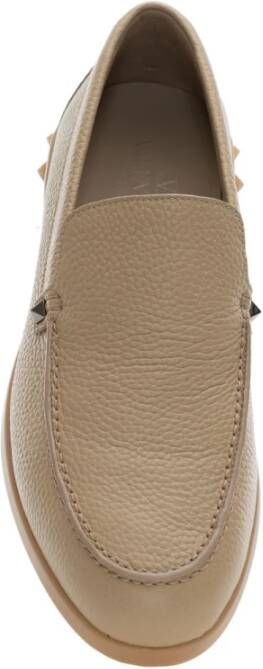 Valentino Garavani Stijlvolle Loafers met Uniek Design Beige Heren