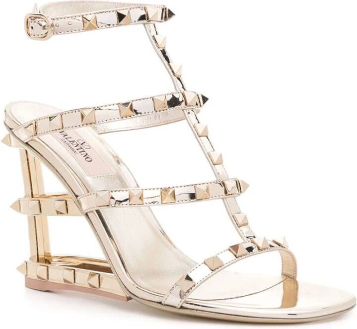 Valentino Garavani Stijlvolle Sandalen met Uniek Ontwerp White Dames