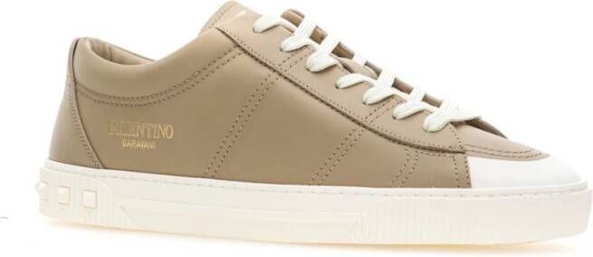 Valentino Garavani Stijlvolle Sneakers voor Mannen en Vrouwen Beige Heren