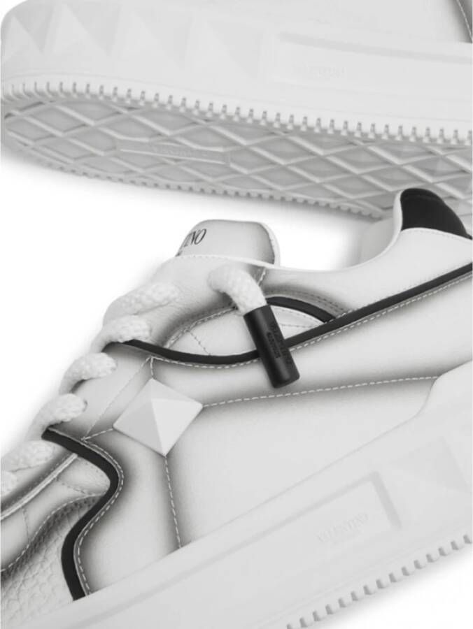 Valentino Garavani Stijlvolle Sneakers voor Trendy Fashionistas White Heren