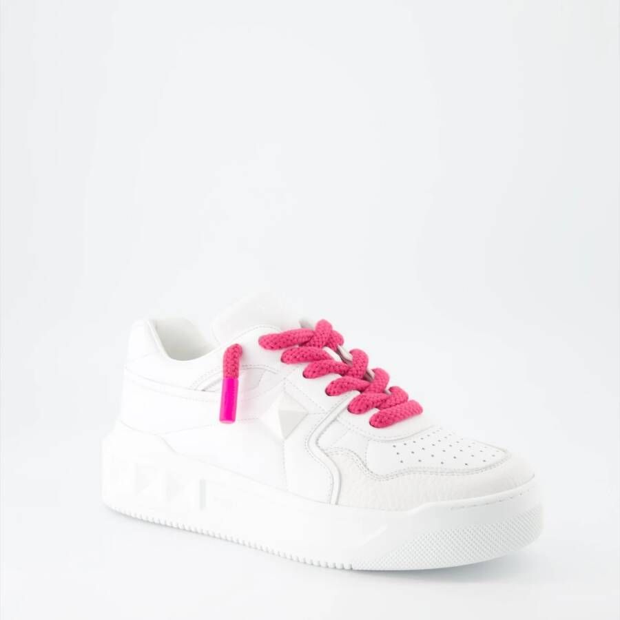 Valentino Garavani Studded Lace-Up Sneakers White Heren