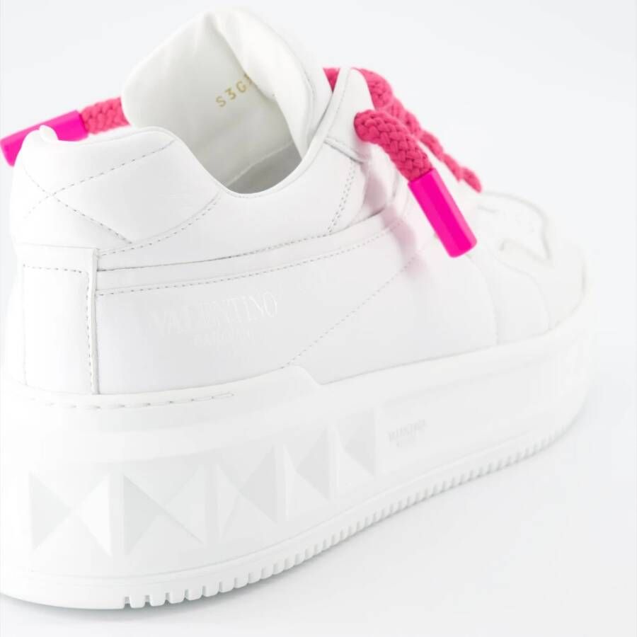 Valentino Garavani Studded Lace-Up Sneakers White Heren