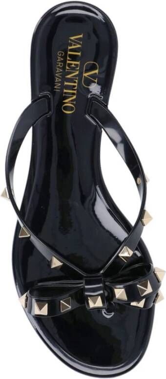 Valentino Garavani Studded Leather Thong Sandals Black Dames