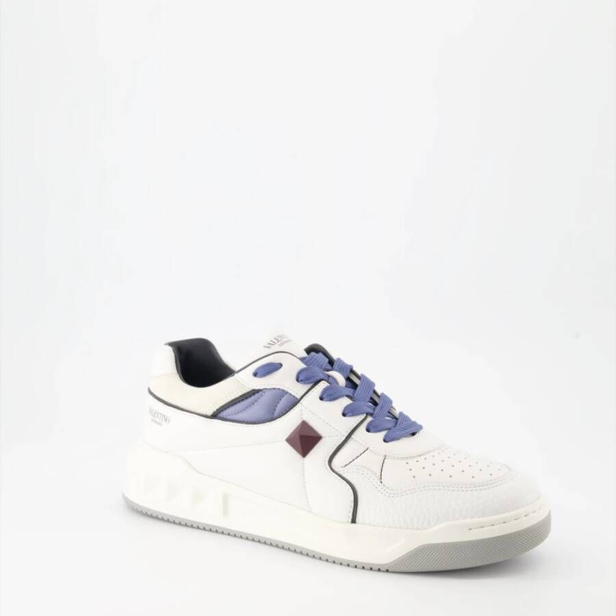 Valentino Garavani Studded Leren Sneakers White Heren