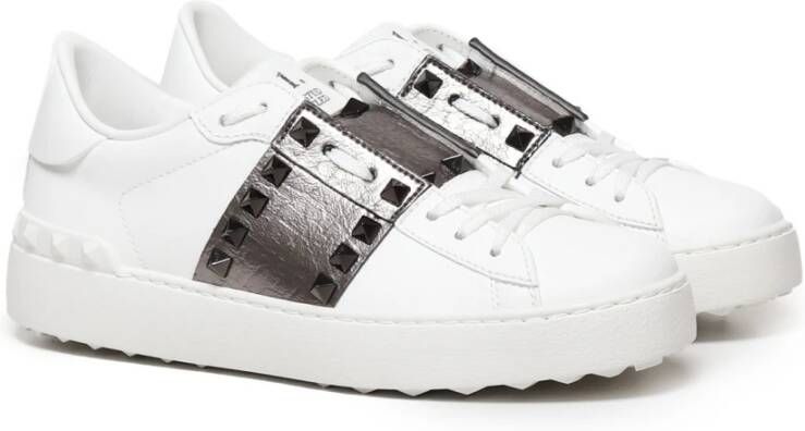 Valentino Garavani Studded Leren Sneakers Wit Grijs White Dames