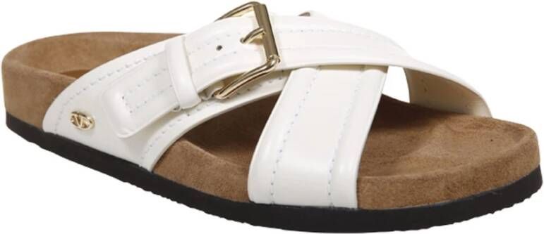 Valentino Garavani Witte Leren Platte Sandalen Elegante Stijl White Dames