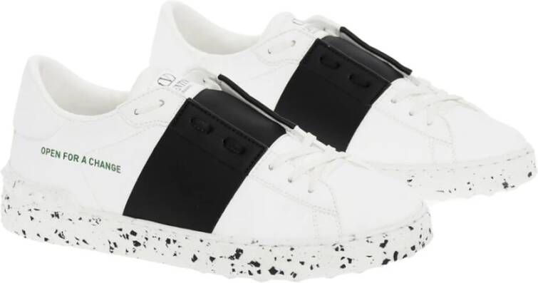 Valentino Garavani Witte Leren Sneakers met Zwarte Detail White Dames