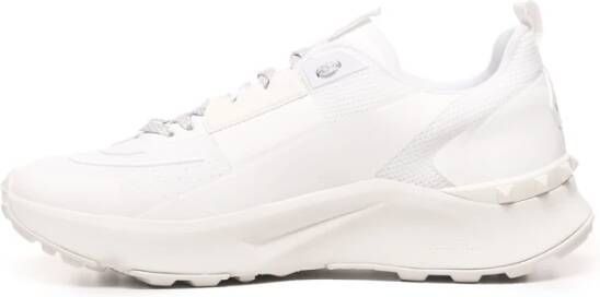 Valentino Garavani Witte Mesh Sneakers met Stud Detail White Heren