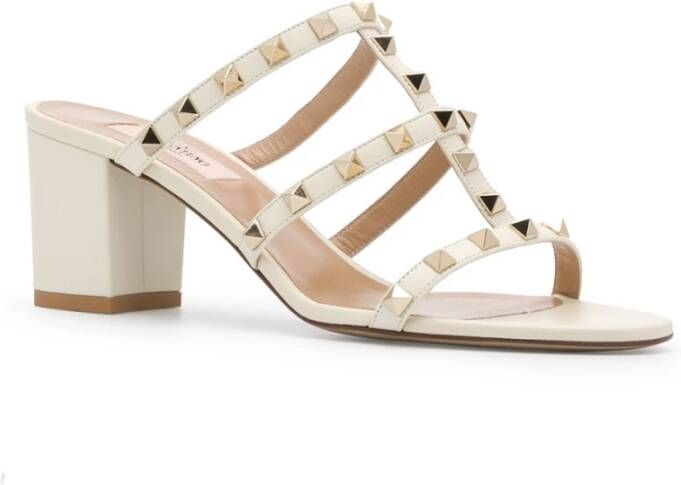 Valentino Garavani Witte Rockstud Sandalen Elegante Stijl White Dames