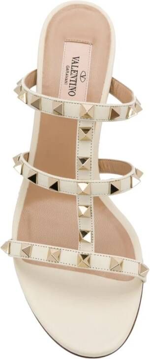 Valentino Garavani Witte Rockstud Sandalen Elegante Stijl White Dames