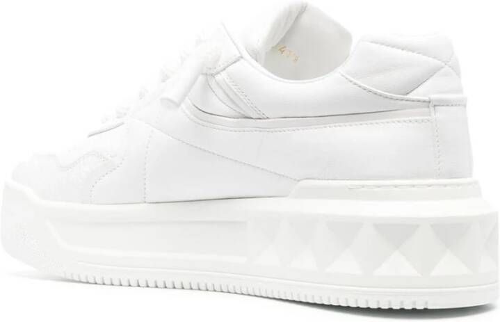 Valentino Garavani Witte Romeinse Stud Sneakers White Heren