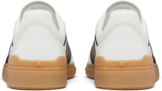 Valentino Garavani Witte Sneakers met Rockstud Details White Heren