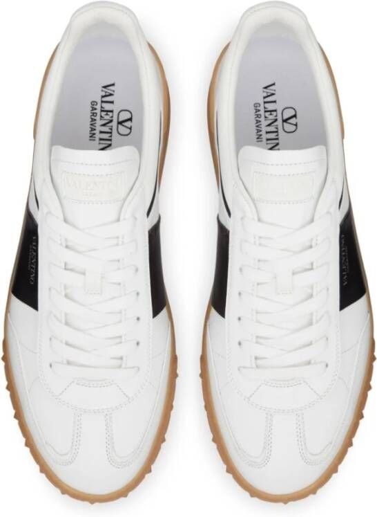 Valentino Garavani Witte Sneakers met Rockstud Details White Heren