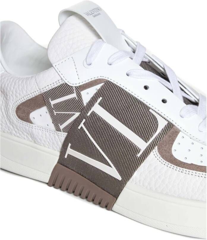 Valentino Garavani Witte Sneakers van Korrelig Leer met Vltn Logo White Heren