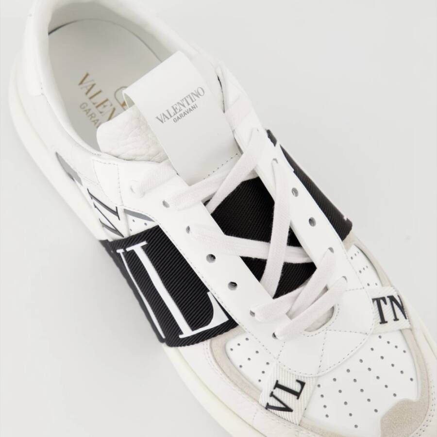 Valentino Garavani Witte Sneakers van Korrelig Leer White Heren