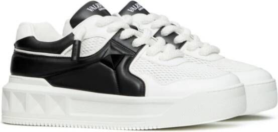 Valentino Garavani Witte Sneakers voor een stijlvolle look White Heren