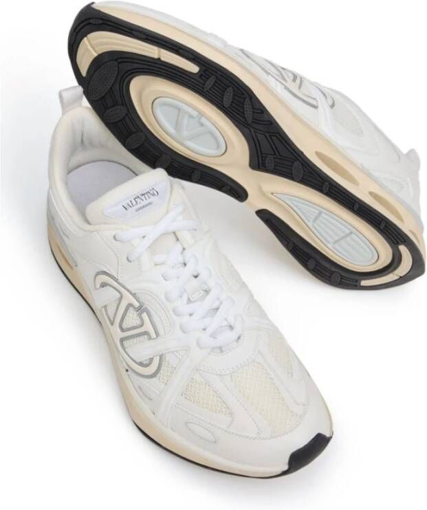 Valentino Garavani Witte VLogo Sneakers Easyjog Design White Heren