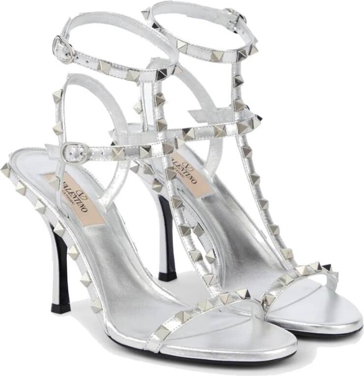 Valentino Garavani Zilveren Leren Sandalen met Studs Gray Dames