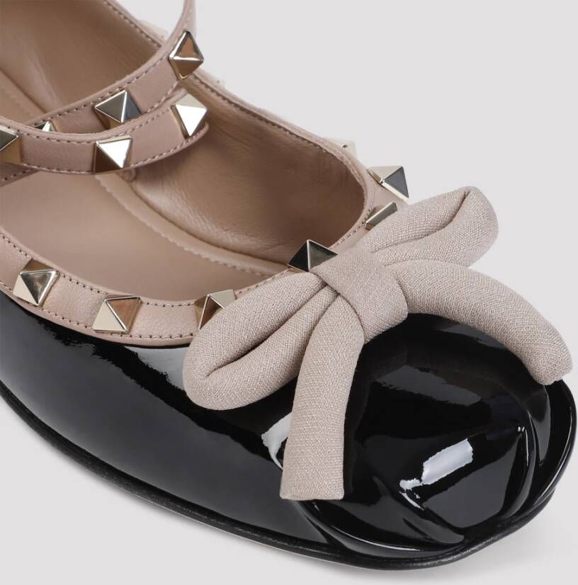 Valentino Garavani Zwarte Ballerinas voor Vrouwen Black Dames